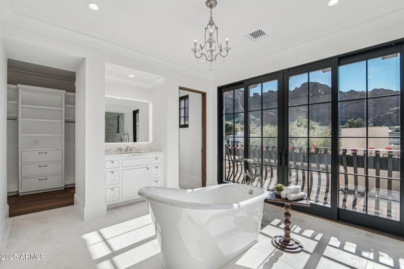 19-web-or-mls-N Echo Canyon Ln-S1412-019