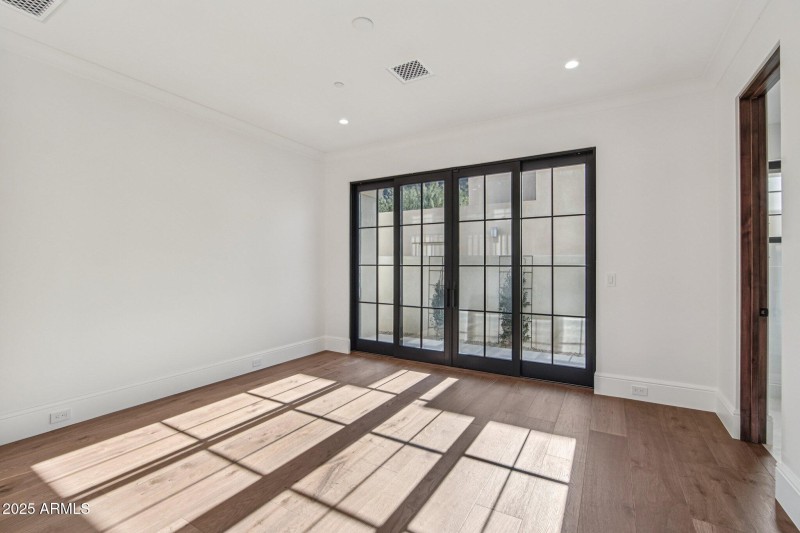 34-web-or-mls-N Echo Canyon Ln-S1412-034