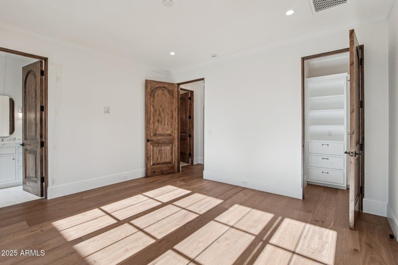 35-web-or-mls-N Echo Canyon Ln-S1412-035