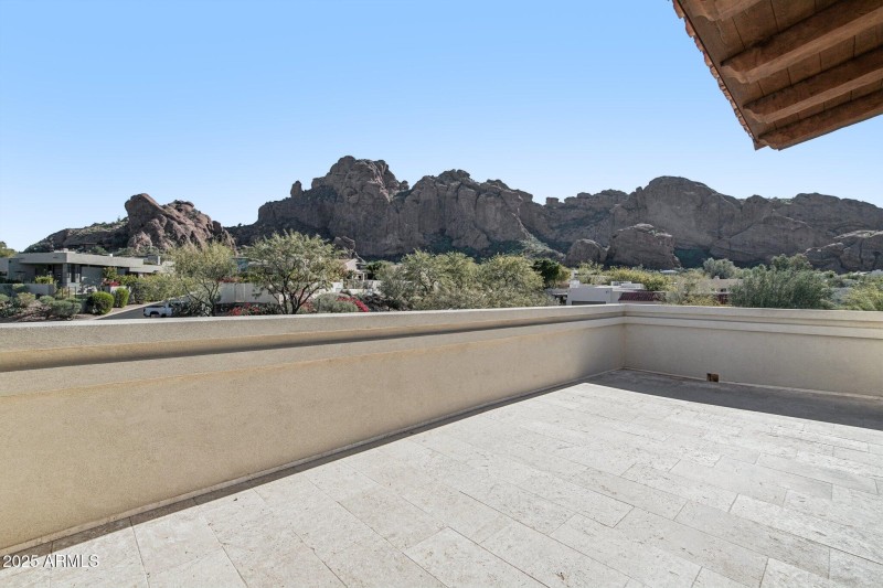 44-web-or-mls-N Echo Canyon Ln-S1412-044