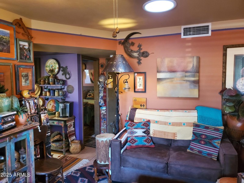 Resized_20251215_103625