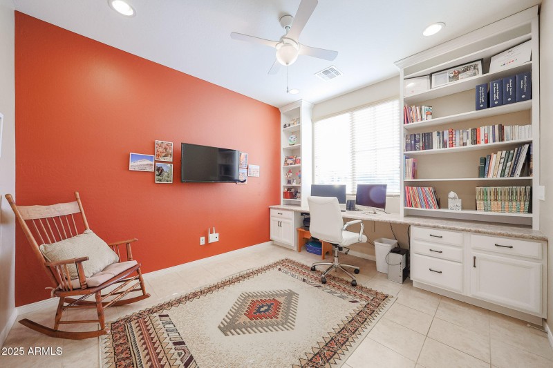 Den/Office/Bonus Room