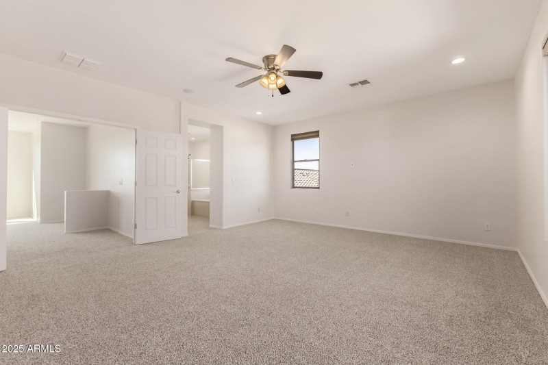 25 Upstairs Primary Bedroom