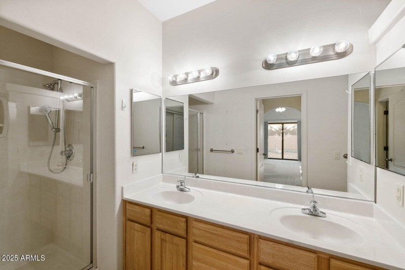 12-Priimary Bathroom