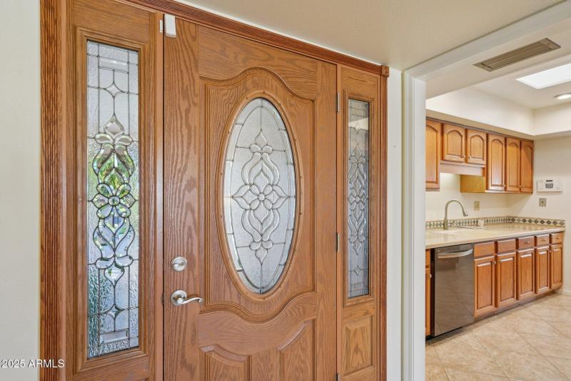 9-web-or-mls-N 103rd Ave-S1412-009