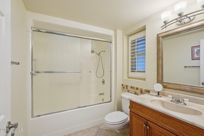 23-web-or-mls-N 103rd Ave-S1412-023