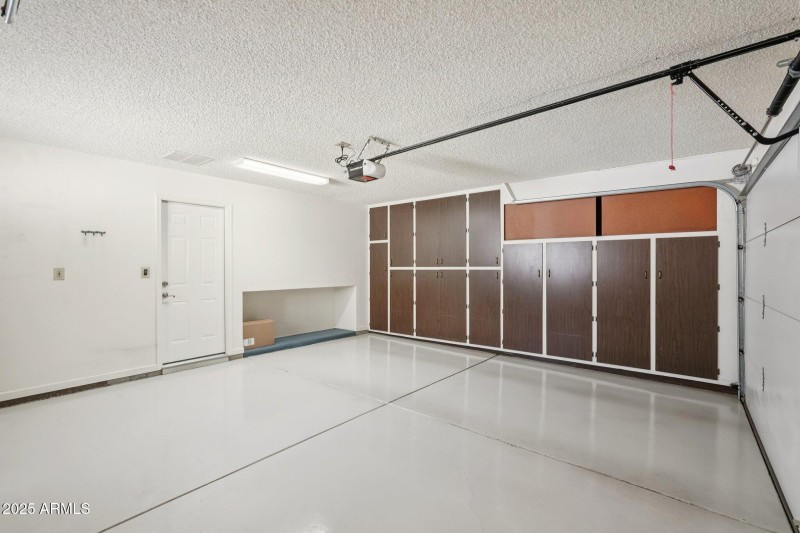 32-web-or-mls-N 103rd Ave-S1412-032