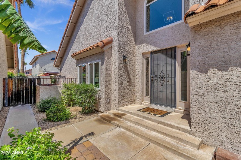 5-web-or-mls-13250-n-91st-st