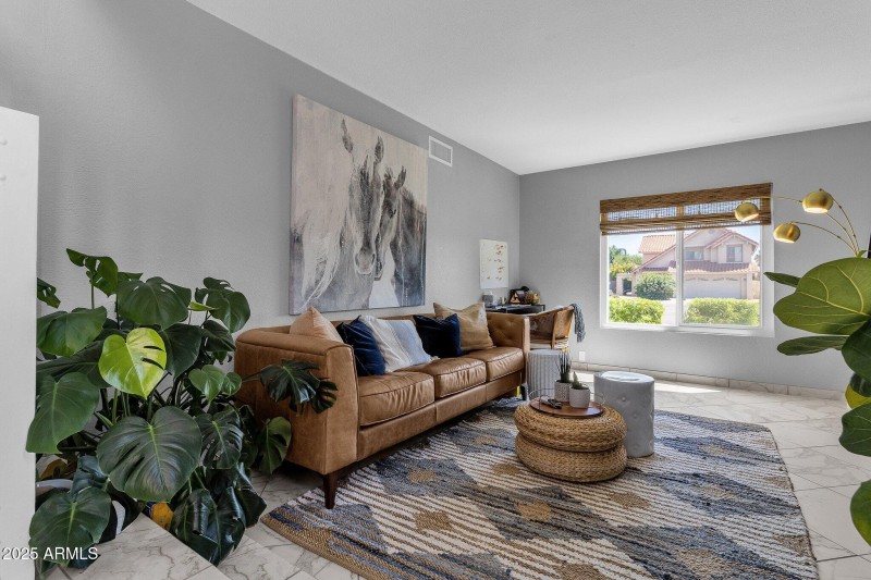 9-web-or-mls-13250-n-91st-st