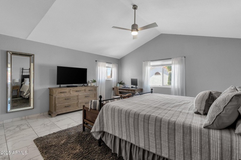 29-web-or-mls-13250-n-91st-st