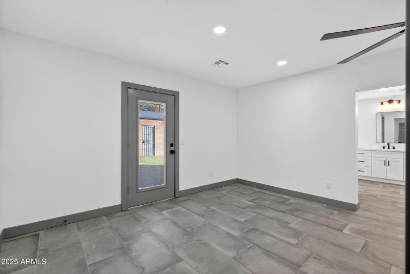 13-web-or-mls-DSC00798