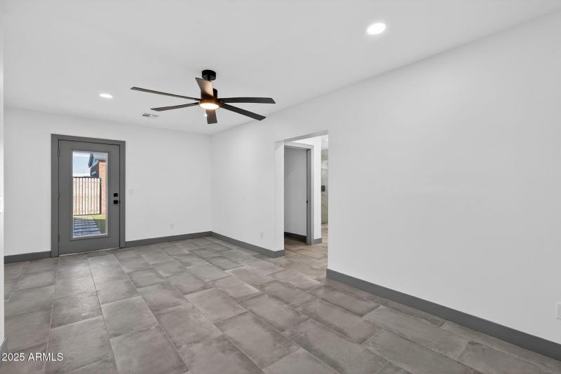 15-web-or-mls-DSC00803