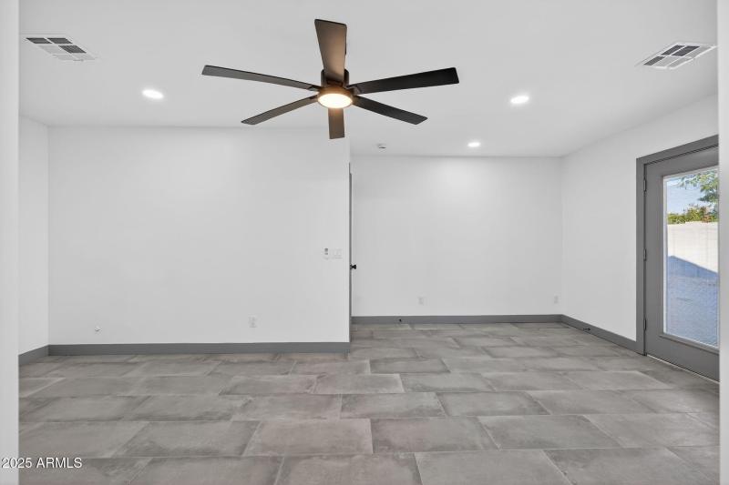 16-web-or-mls-DSC00805