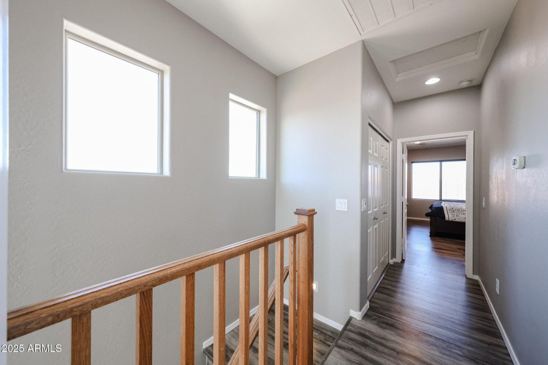 Upstairs Landing/Hallway