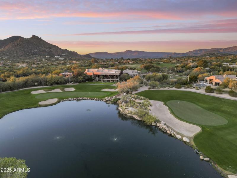 Between 18th Holes of 2 Boulders courses
