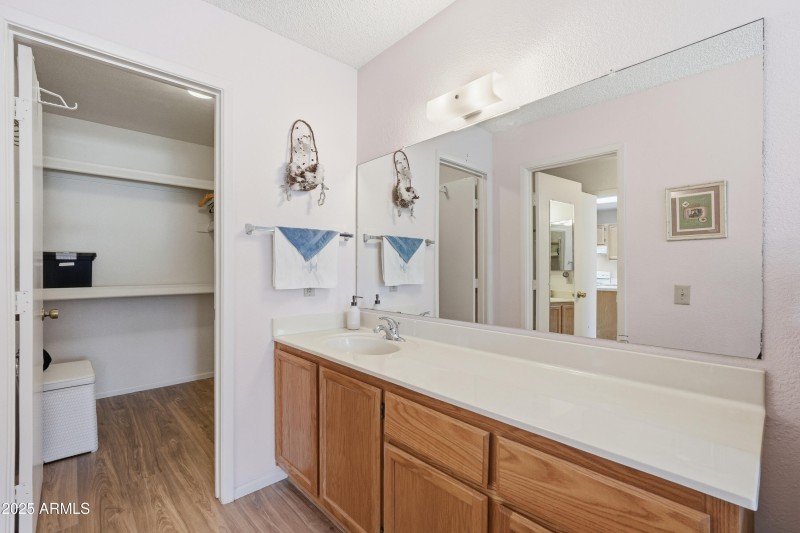 Primary Bath_Walkin Closet