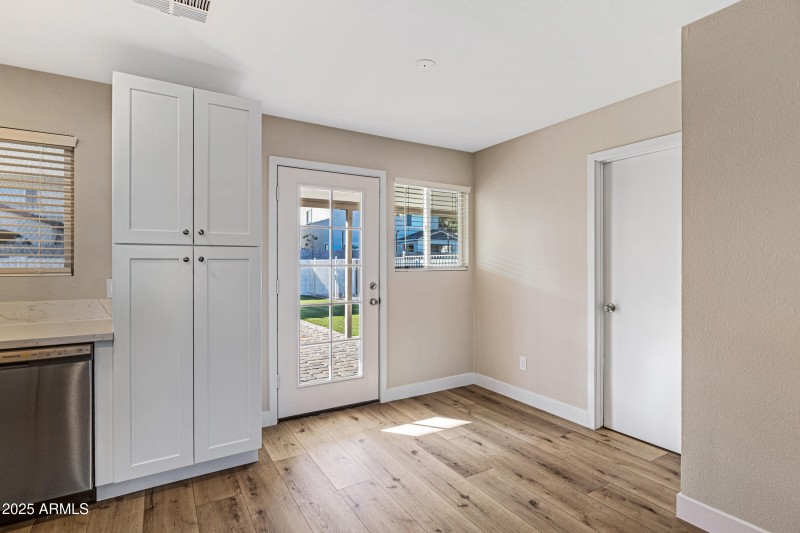 525 W Sundance Way-10