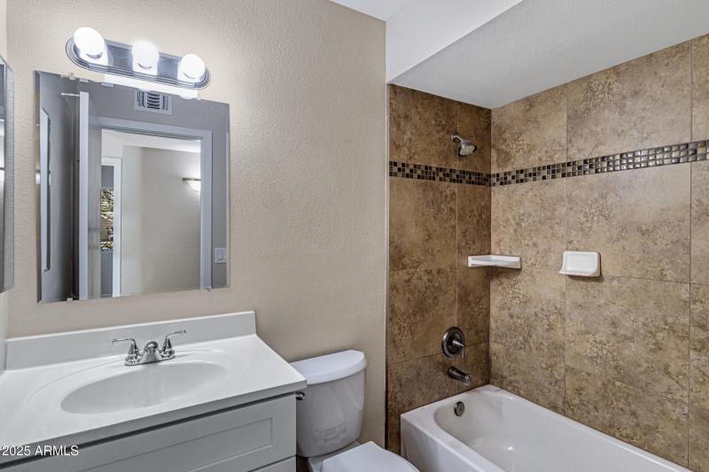 525 W Sundance Way-18