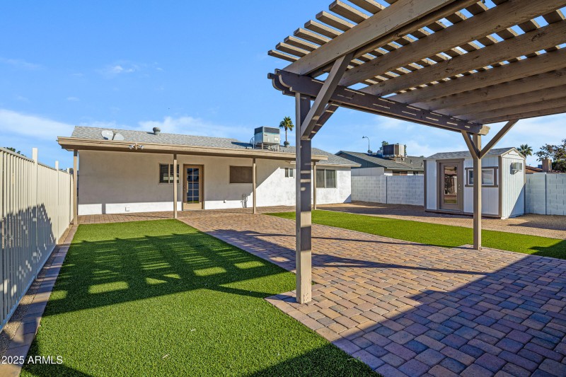 525 W Sundance Way-24