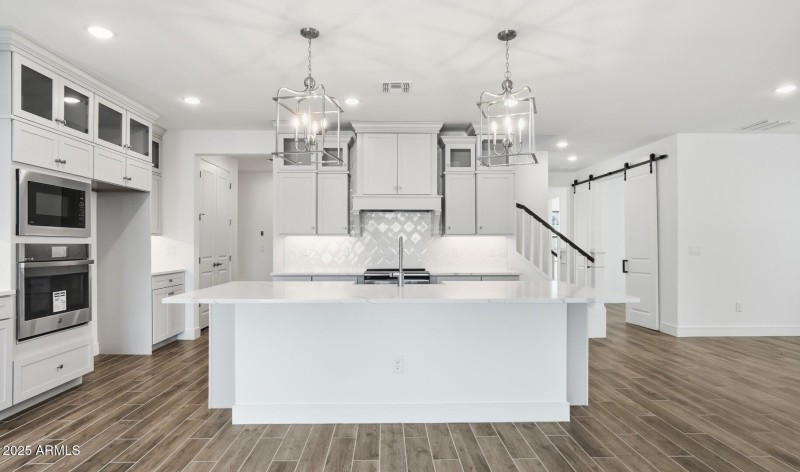 Viviendo Lot #7 Kitchen (1) (Large)