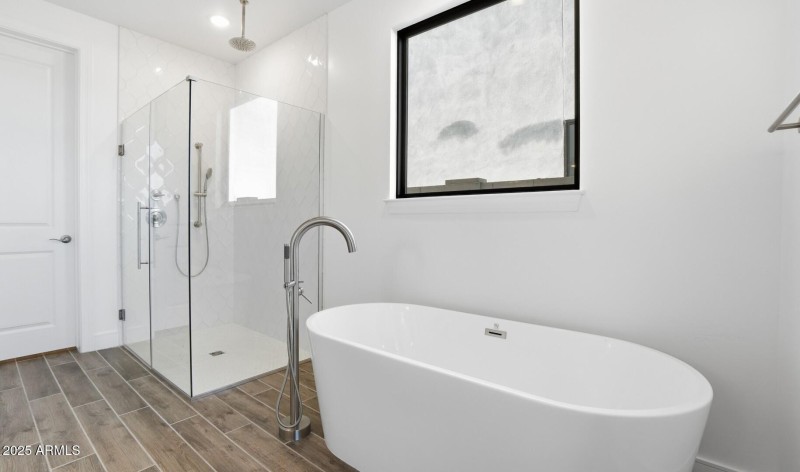 Viviendo Lot #7 Primary Bath (1) (Large)