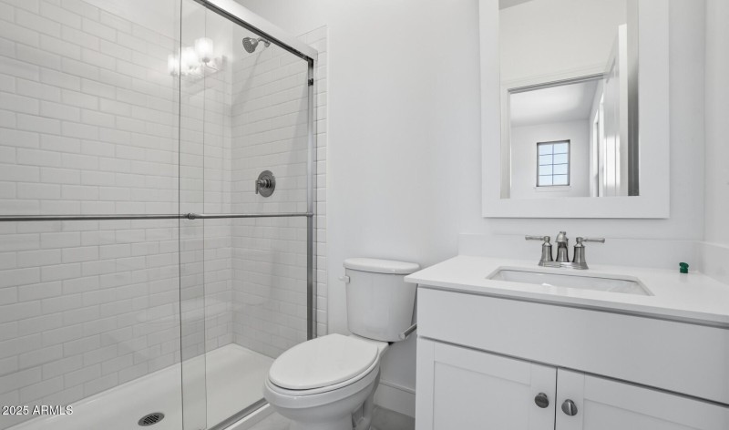 Viviendo Lot #7 Bedroom Five Bath (Large