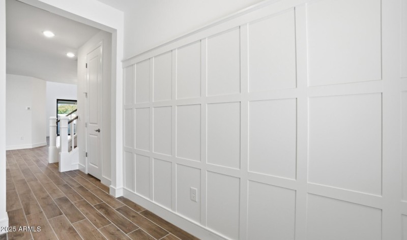 Viviendo Lot #7 Foyer (2) (Large)