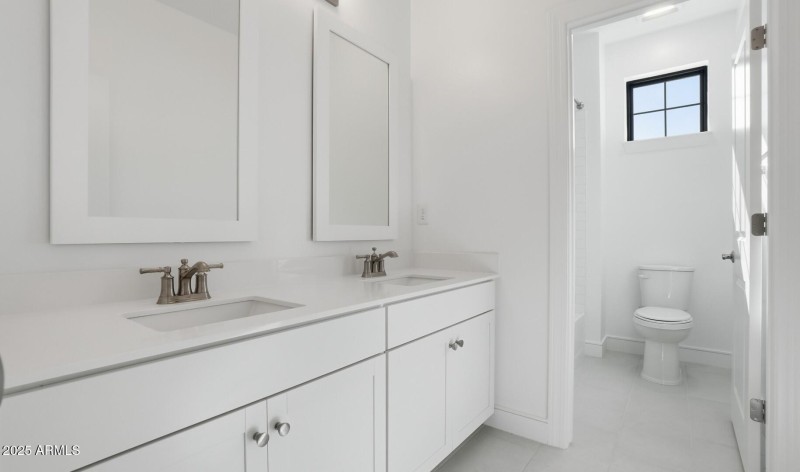 Viviendo Lot #7 Hall Bath (2) (Large)