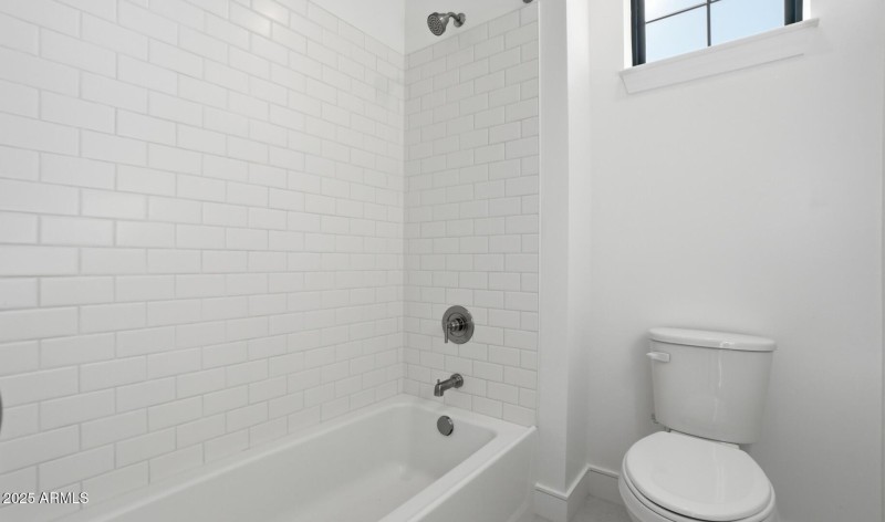 Viviendo Lot #7 Hall Bath (1) (Large)