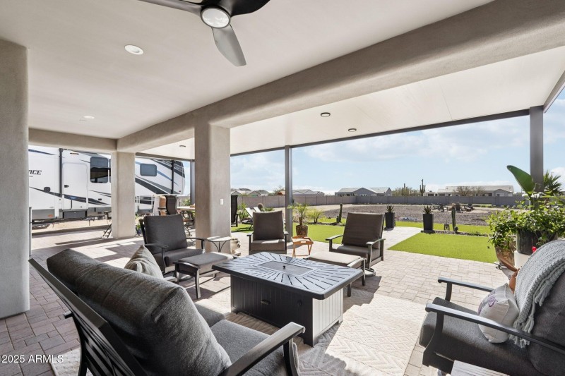 Covered Spacious Patio
