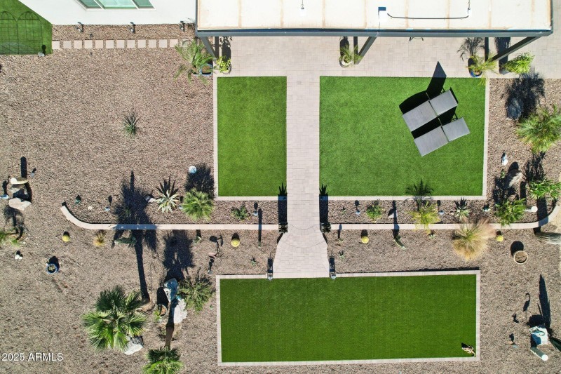 Lots of Turf for games and entertaining