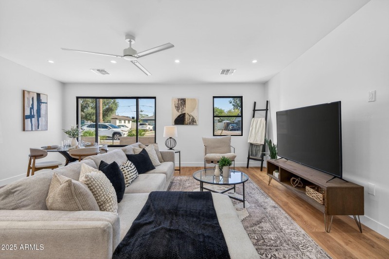 1-web-or-mls-DSC00147