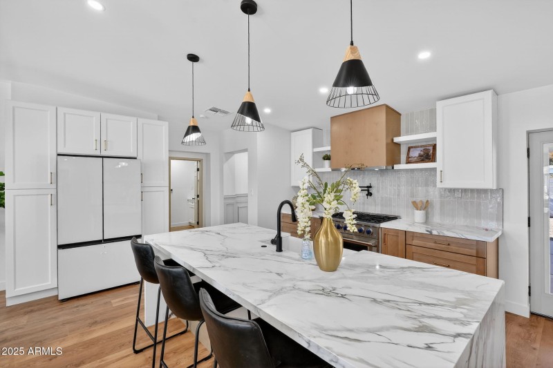 8-web-or-mls-DSC00170