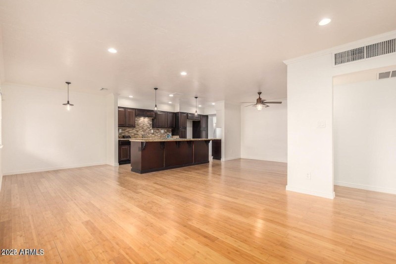 20220320100155345588000000-o