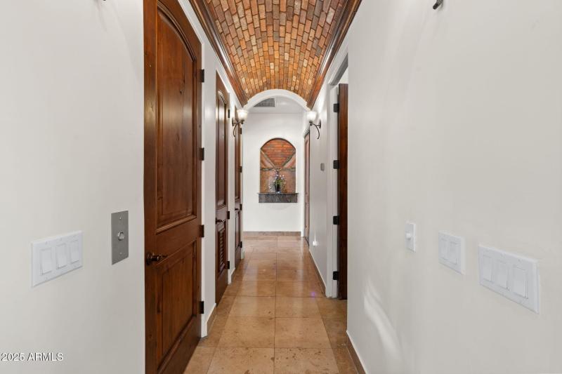 22-web-or-mls-18425-w-santa-irene-dr