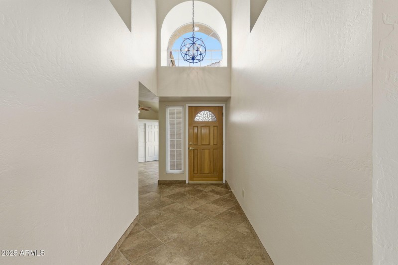 8-web-or-mls-3242 E Briarwood Terrace-8