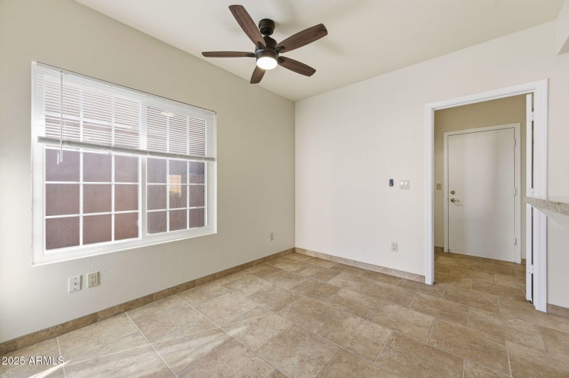 19-web-or-mls-3242 E Briarwood Terrace-1