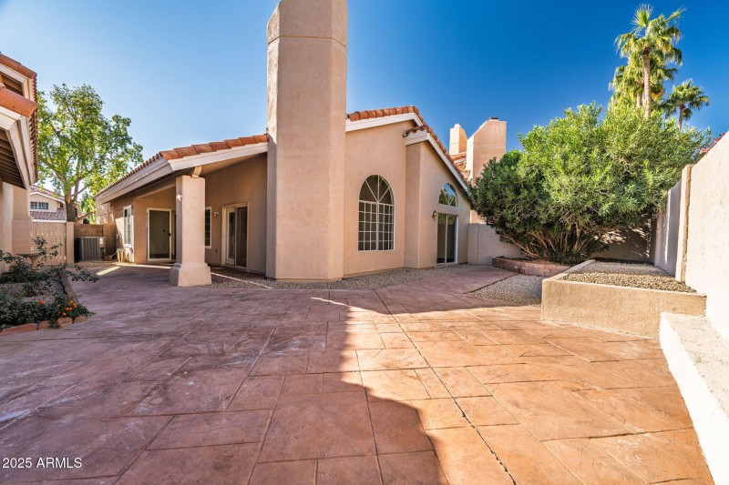 34-web-or-mls-3242 E Briarwood Terrace-3