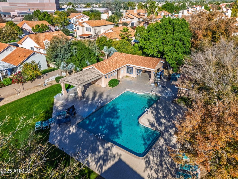 37-web-or-mls-3242 E Briarwood Terrace-3