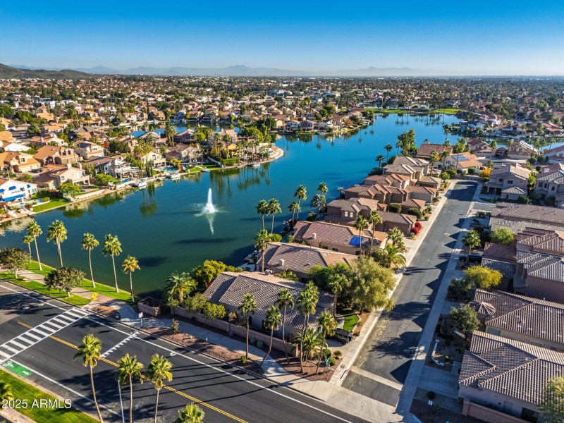 39-web-or-mls-3242 E Briarwood Terrace-3