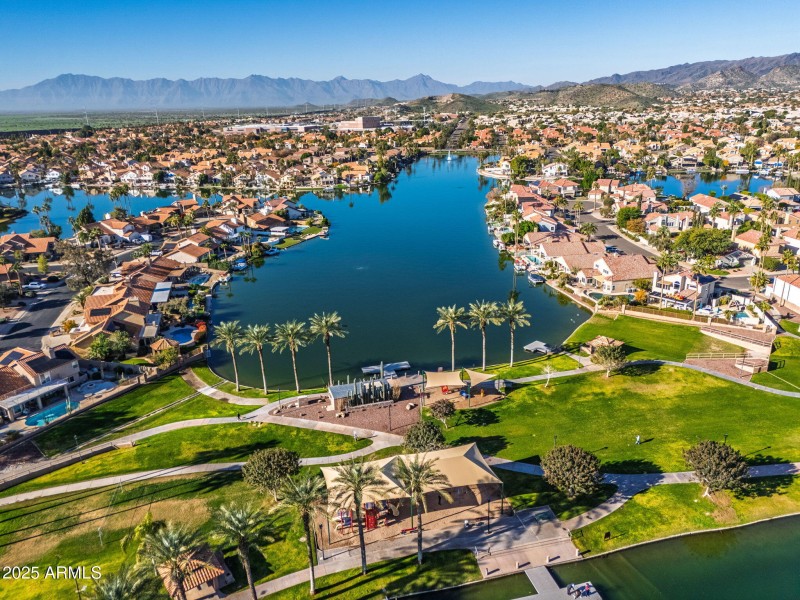 45-web-or-mls-3242 E Briarwood Terrace-4