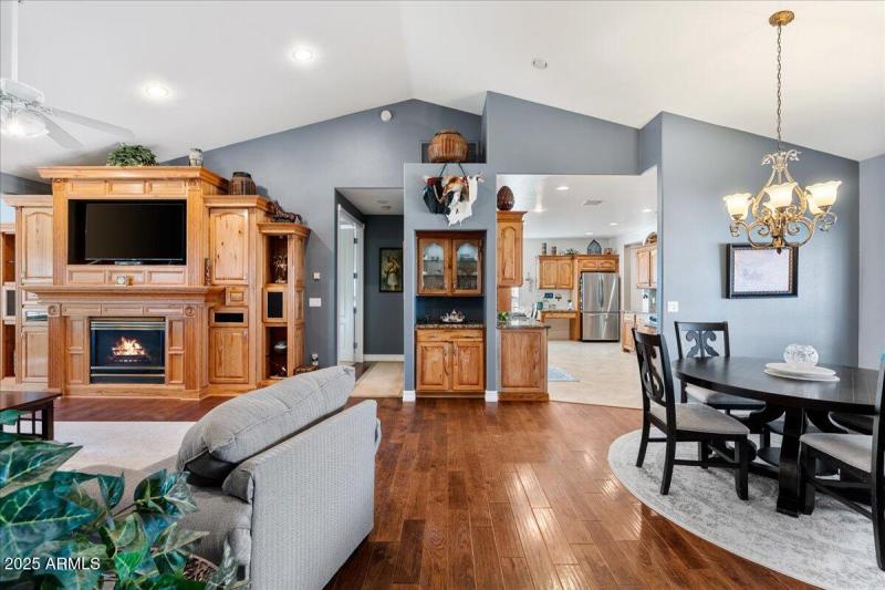 12-Foyer & Living Room