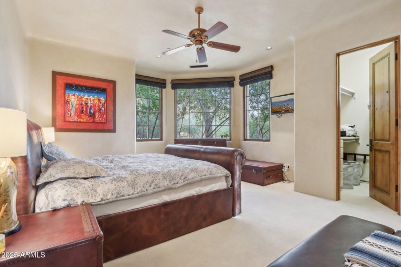 Camelback Mtn • 1-Level Home