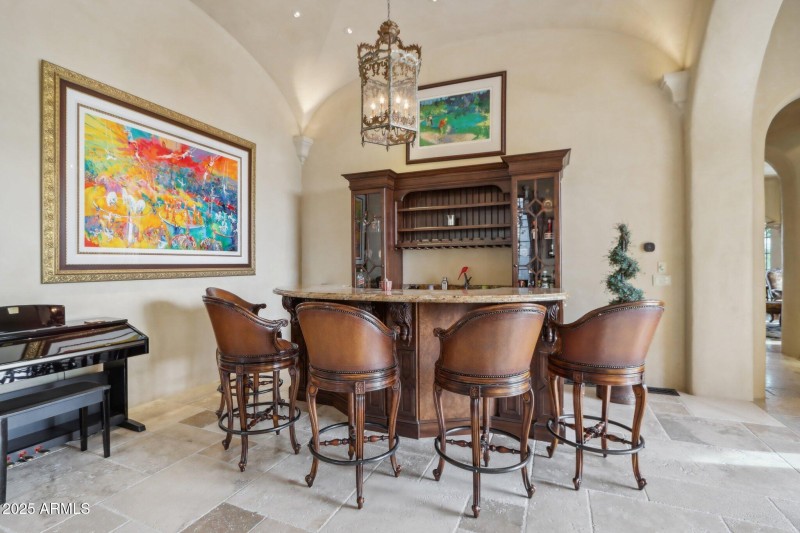 Camelback Mtn • 1-Level Home