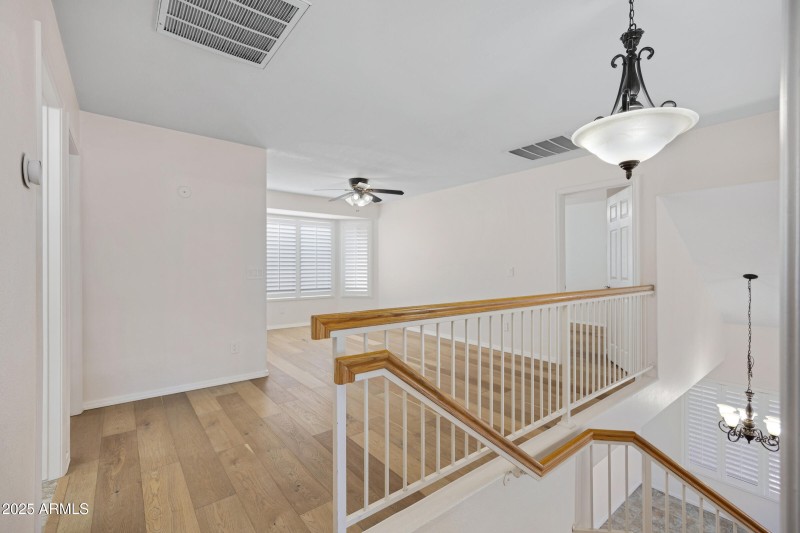 4237 E Rockledge Rd-23