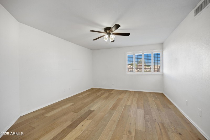 4237 E Rockledge Rd-30