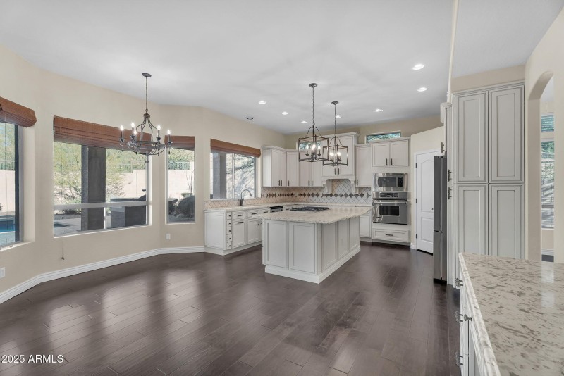 17-web-or-mls-17-web-or-mls-Sienna-14