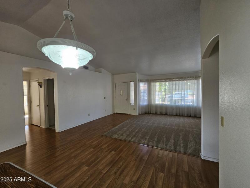 Dining to formal living