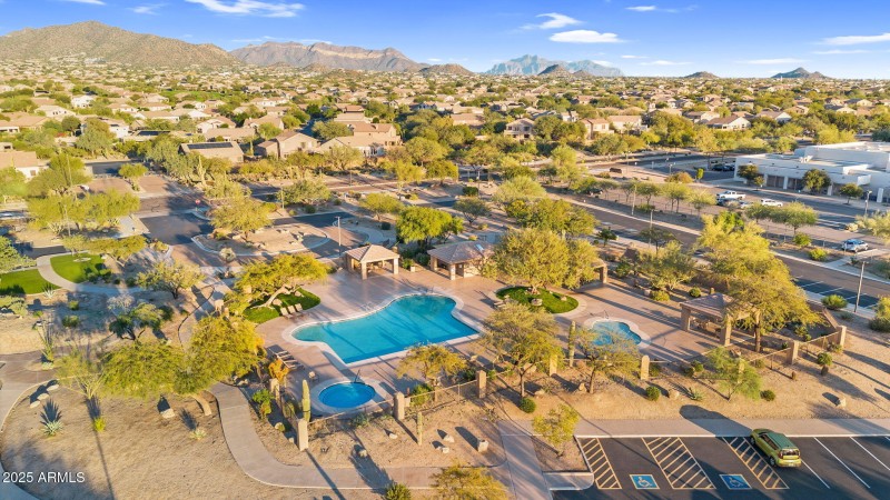 121-web-or-mls-121-web-or-mls-DJI_0475