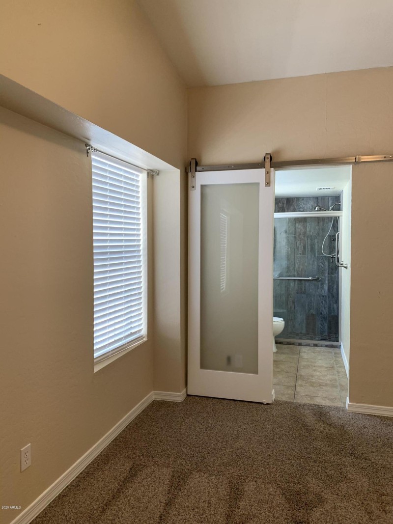 FEE2CE74-8023-4AFD-A5F8-BF8E08BDF084